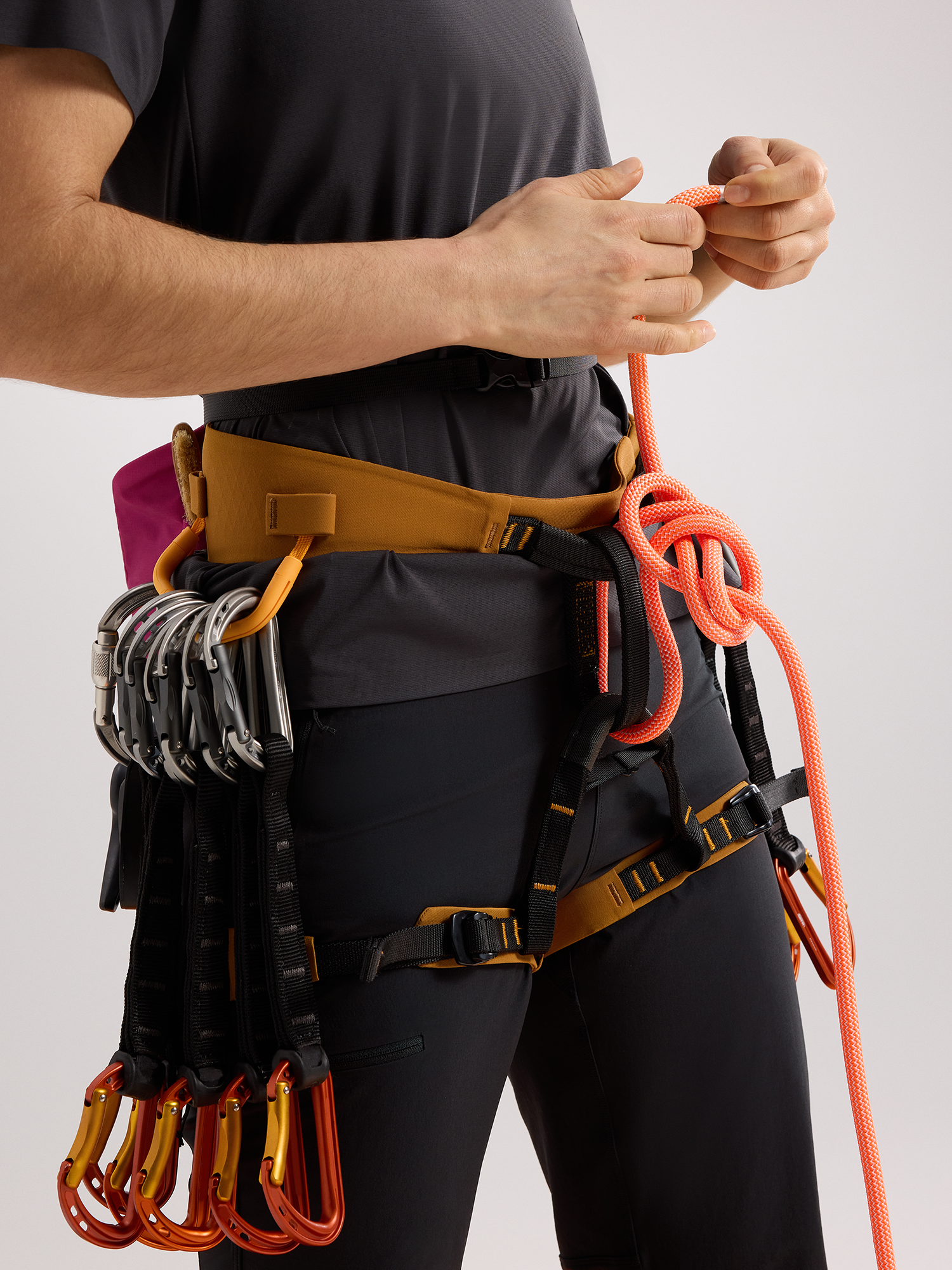 Arc'teryx Women's AR-385a Harness Yukon/Amaranthus/Edziza | Buy